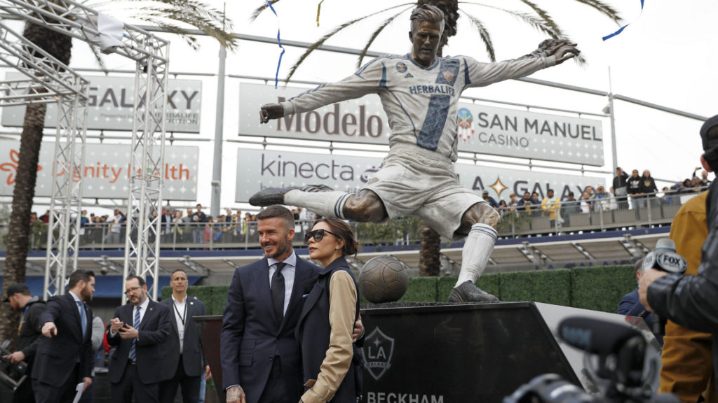 LA Galaxy unveil statue to honour David Beckham